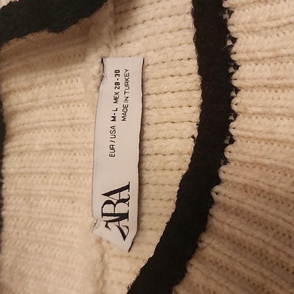 Zara Sleeveless Sweater Tunic - Picture 5 of 5